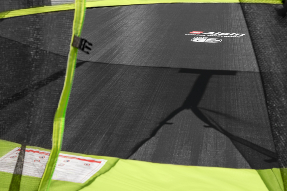 Батут Alpin 4.65 м с защитной сеткой и лестницей фото-8